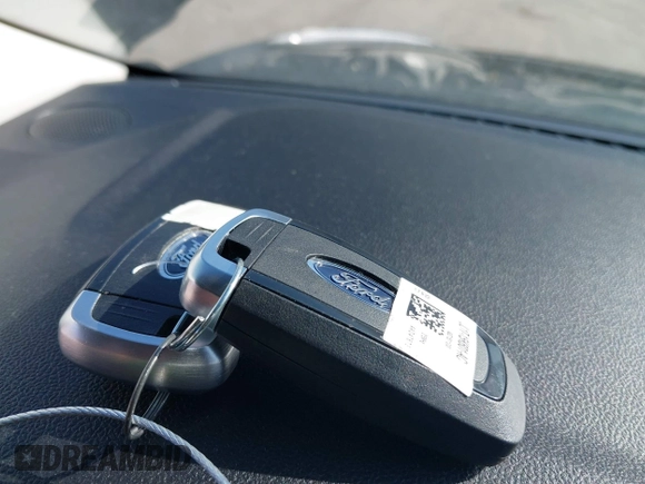 2022 Ford Escape SE z VIN 1FMCU9G6XNUB30881, wystawiony jako IAAI lot #41750512 z przebiegiem 88 681 mil mil oraz . Historia ofert i sprzedaży dostępna na DreamBid. Obrazek 11.