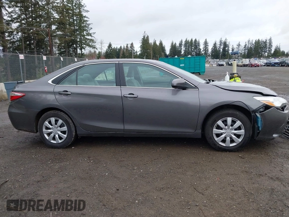 2017 Toyota Camry XLE z VIN 4T1BF1FK3HU311735, wystawiony jako IAAI lot #41848571 z przebiegiem 59 512 mil mil oraz . Historia ofert i sprzedaży dostępna na DreamBid. Obrazek 13.