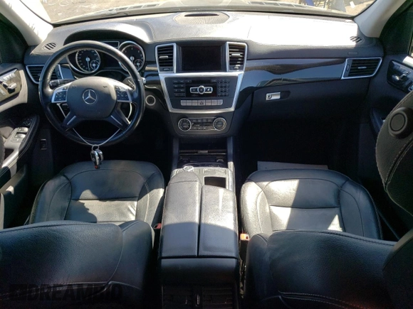 2015 Mercedes-Benz GL-Class GL 350 BlueTEC with VIN 4JGDF2EE8FA527847, listed as a Copart auction lot 70300993 with 138,496 mi miles. Bid and sale history available at carsss.com. Image 8.