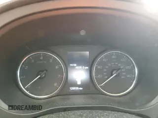 2018 Mitsubishi Outlander ES z VIN JA4AZ3A36JZ042328, wystawiony jako Copart lot #85902994 z przebiegiem 129 936 mil mil oraz Szkoda całkowita • Salvage title. Historia ofert i sprzedaży dostępna na DreamBid. Obrazek 9.