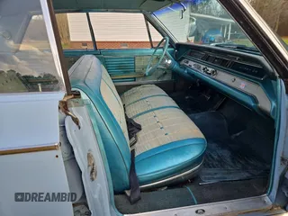 1964 Oldsmobile 88 z VIN 854M274413, wystawiony jako Copart lot #48237445 z przebiegiem 45 480 mil mil oraz Tytuł czysty. Historia ofert i sprzedaży dostępna na DreamBid. Obrazek 5.
