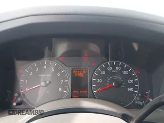 2021 Nissan NV Cargo SV z VIN 1N6BF0LY8MN809146, wystawiony jako IAAI lot #42005532 z przebiegiem 31 869 mil mil oraz . Historia ofert i sprzedaży dostępna na DreamBid. Obrazek 7.