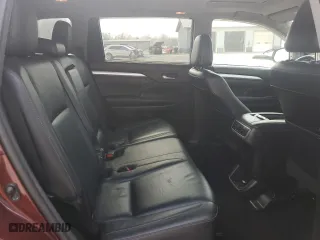 2017 Toyota Highlander XLE with VIN 5TDJZRFH4HS462890, listed as a Copart auction lot 48842515 with 136,303 mi miles and Salvage Title. Bid and sale history available at carsss.com. Image 11.