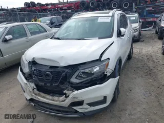 2017 Nissan Rogue SL with VIN 5N1AT2MT1HC752985, listed as a IAAI auction lot 41246428 with 140,101 mi miles. Bid and sale history available at carsss.com. Image 12.