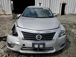 2015 Nissan Altima 2.5 S with VIN 1N4AL3AP4FC488732, listed as a Copart auction lot 50881575 with 217,897 mi miles and Salvage Title. Bid and sale history available at carsss.com. Image 5.