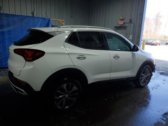 2022 Buick Encore GX Select with VIN KL4MMESL7NB081708, listed as a Copart auction lot 53877565 with 37,083 mi miles and Salvage title. Bid and sale history available at DreamBid. Image 3.