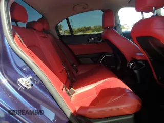 2019 Alfa Romeo Giulia с VIN ZARFAMAN3K7600293, выставлен на аукционе Copart как лот 59115595 с пробегом 66 261 миль миль и Списание • Salvage title. История ставок и продаж доступна на DreamBid. Изображение 10.