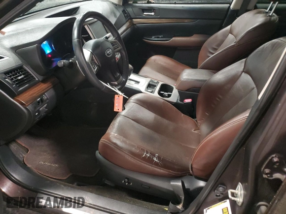 2013 Subaru Outback Limited z VIN 4S4BRCSC2D3246782, wystawiony jako Copart lot #83779454 z przebiegiem 155 958 mil mil oraz Nie do naprawy • Non repairable. Historia ofert i sprzedaży dostępna na DreamBid. Obrazek 7.