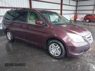 2007 Honda Odyssey EX with VIN 5FNRL38497B118079, listed as a IAAI auction lot 41721735 with 223,222 mi miles. Bid and sale history available at carsss.com. Image 1.