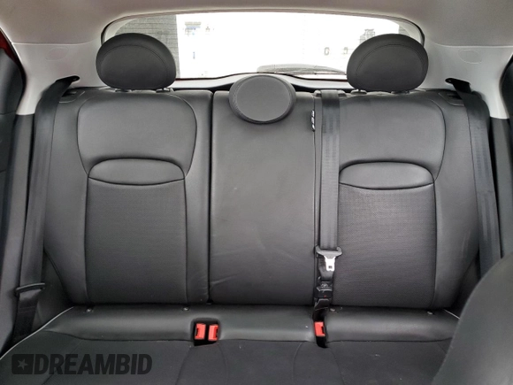 2016 FIAT 500X Lounge z VIN ZFBCFYDT5GP384439, wystawiony jako Copart lot #54545015 z przebiegiem 59 184 mil mil oraz Szkody całkowita. Historia ofert i sprzedaży dostępna na DreamBid. Obrazek 10.