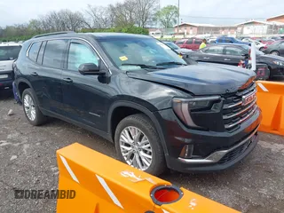 2024 GMC Acadia AWD Elevation z VIN 1GKENNKSXRJ197435, wystawiony jako IAAI lot #41951892 z przebiegiem 10 366 mil mil oraz . Historia ofert i sprzedaży dostępna na DreamBid. Obrazek 1.