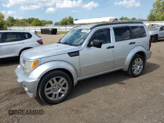 2008 Dodge Nitro R/T z VIN 1D8GT58658W147551, wystawiony jako Copart lot #71017594 z przebiegiem 187 080 mil mil oraz Czysty tytuł • Clean title. Historia ofert i sprzedaży dostępna na DreamBid. Obrazek 1.