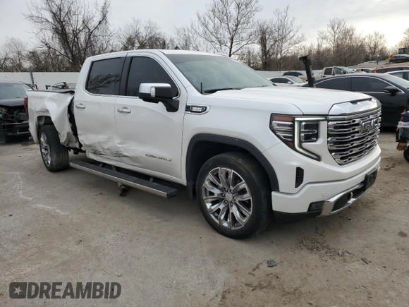 2022 GMC Sierra 1500 with VIN 3GTUUGET7NG527571, listed as a Copart auction lot 84664684 with 43,336 mi miles and Salvage Title. Bid and sale history available at DreamBid. Image 4.