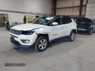 2019 Jeep Compass Latitude с VIN 3C4NJDBB0KT828886, выставлен на аукционе IAAI как лот 42614817 с пробегом 81 985 миль миль и . История ставок и продаж доступна на DreamBid. Изображение 2.