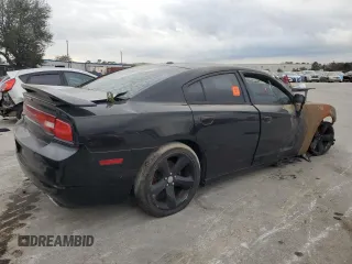 2013 Dodge Charger SXT with VIN 2C3CDXHG6DH513092, listed as a Copart auction lot 41635495 with 0 mi miles and Salvage Title. Bid and sale history available at carsss.com. Image 3.
