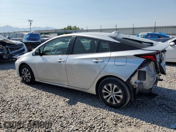 2022 Toyota Prius LE with VIN JTDL9MFU3N3037635, listed as a Copart auction lot 62325235 with 38,095 mi miles and Salvage title. Bid and sale history available at DreamBid. Image 2.