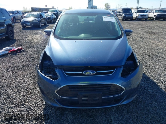 2018 Ford C-Max SE with VIN 1FADP5AU1JL105146, listed as a IAAI auction lot 41889132 with 45,054 mi miles. Bid and sale history available at carsss.com. Image 13.