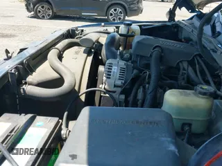 1999 Chevrolet Silverado 1500 LS with VIN 1GCEC19V5XZ167767, listed as a IAAI auction lot 42529845 with 226,123 mi miles and . Bid and sale history available at DreamBid. Image 19.