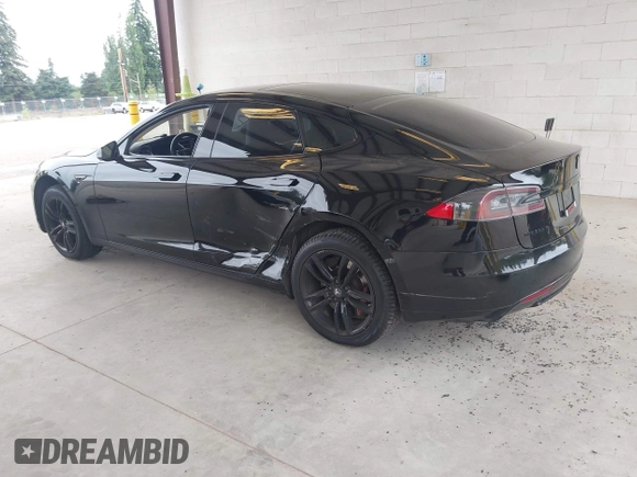 2013 Tesla Model S Performance с VIN 5YJSA1DP1DFP23818, выставлен на аукционе IAAI как лот 42594561 с пробегом 142 878 миль миль и . История ставок и продаж доступна на DreamBid. Изображение 3.