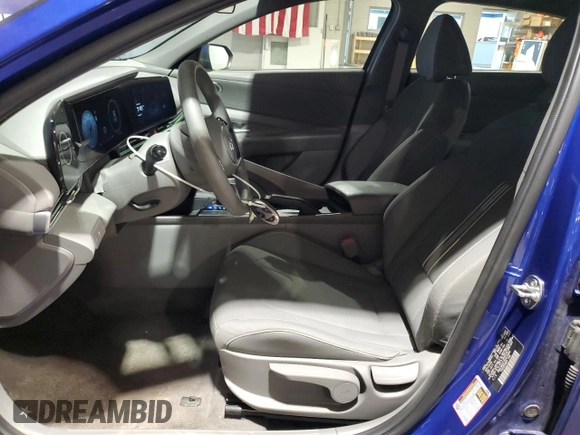 2024 Hyundai Elantra SEL with VIN KMHLM4DG7RU672946, listed as a Copart auction lot 55244965 with 30,938 mi miles and Clean Title. Bid and sale history available at DreamBid. Image 7.
