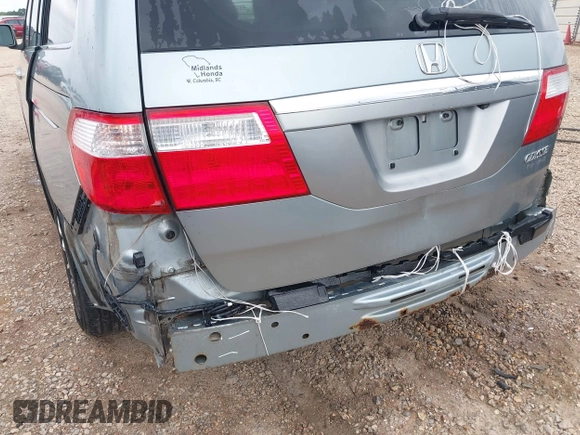 2005 Honda Odyssey Touring с VIN 5FNRL38805B120917, выставлен на аукционе IAAI как лот 42396531 с пробегом 267 626 миль миль и . История ставок и продаж доступна на DreamBid. Изображение 6.