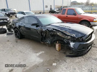 2013 Ford Mustang GT with VIN 1ZVBP8CF8D5284051, listed as a Copart auction lot 49432125 with 33,209 mi miles and Non Repairable. Bid and sale history available at carsss.com. Image 4.
