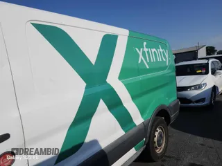 2015 Ford Transit Cargo z VIN 1FTNR1ZM8FKA45398, wystawiony jako IAAI lot #42521006 z przebiegiem 111 526 mil mil oraz . Historia ofert i sprzedaży dostępna na DreamBid. Obrazek 23.