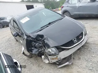 2013 Honda Civic Si z VIN 2HGFB6E56DH703648, wystawiony jako IAAI lot #42281466 z przebiegiem Nie podano mil oraz . Historia ofert i sprzedaży dostępna na DreamBid. Obrazek 1.