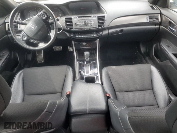 2017 Honda Accord Sedan Sport with VIN 1HGCR2F5XHA070758, listed as a Copart auction lot 51325635 with 43,465 mi miles and Salvage Title. Bid and sale history available at carsss.com. Image 8.