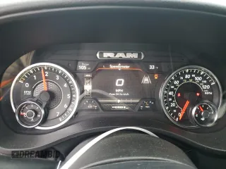 2025 Ram 1500 Big Horn z VIN 1C6RRFFG9SN575912, wystawiony jako Copart lot #47302575 z przebiegiem 12 559 mil mil oraz Czysty tytuł • Clean title. Historia ofert i sprzedaży dostępna na DreamBid. Obrazek 9.