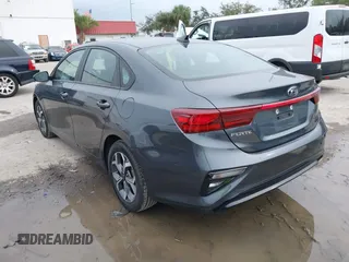 2021 Kia Forte LXS with VIN 3KPF24AD3ME314039, listed as a IAAI auction lot 38135646 with 82,935 mi miles. Bid and sale history available at carsss.com. Image 3.