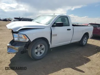 2018 Ram 1500 Tradesman z VIN 3C6JR6DG3JG162696, wystawiony jako Copart lot #70476644 z przebiegiem 95 014 mil mil oraz Szkoda całkowita • Salvage title. Historia ofert i sprzedaży dostępna na DreamBid. Obrazek 1.