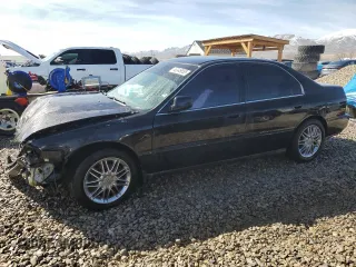 1996 Honda Accord LX with VIN 1HGCD5633TA261154, listed as a Copart auction lot 46346655 with 262,090 mi miles and Salvage Title. Bid and sale history available at carsss.com. Image 1.