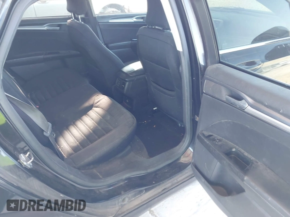 2015 Ford Fusion SE with VIN 1FA6P0H74F5120800, listed as a IAAI auction lot 42065512 with 175,875 mi miles. Bid and sale history available at carsss.com. Image 8.