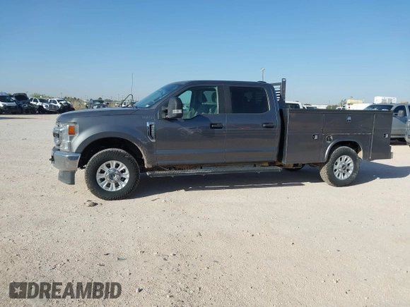 2022 Ford F-350 with VIN 1FT7W3BN6NEE67585, listed as a IAAI auction lot 42010241 with 30,341 mi miles and . Bid and sale history available at DreamBid. Image 14.