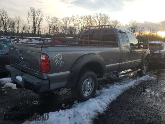 2013 Ford F-250 XL with VIN 1FT7X2B67DEB89309, listed as a Copart auction lot 44760905 with 269,587 mi miles and Salvage Title. Bid and sale history available at DreamBid. Image 3.