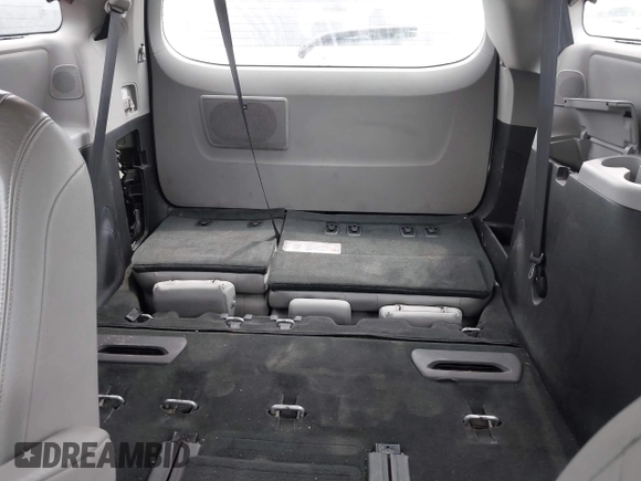 2016 Toyota Sienna XLE with VIN 5TDYK3DC5GS763674, listed as a IAAI auction lot 42035115 with 133,120 mi miles. Bid and sale history available at carsss.com. Image 17.