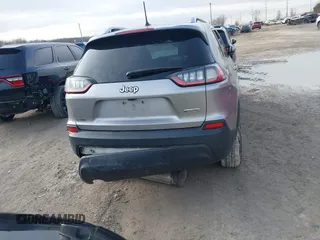 2019 Jeep Cherokee Latitude Plus with VIN 1C4PJLLBXKD123309, listed as a IAAI auction lot 41746458 with 96,353 mi miles. Bid and sale history available at carsss.com. Image 16.