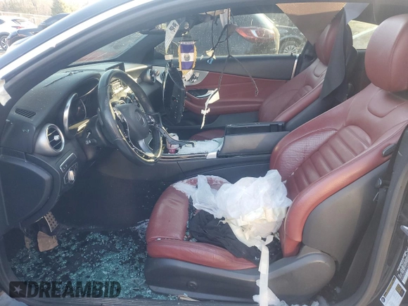 2018 Mercedes-Benz C 300 с VIN WDDWJ4KB6JF756983, выставлен на аукционе Copart как лот 88961705 с пробегом Не указан миль и Списание • Salvage title. История ставок и продаж доступна на DreamBid. Изображение 7.