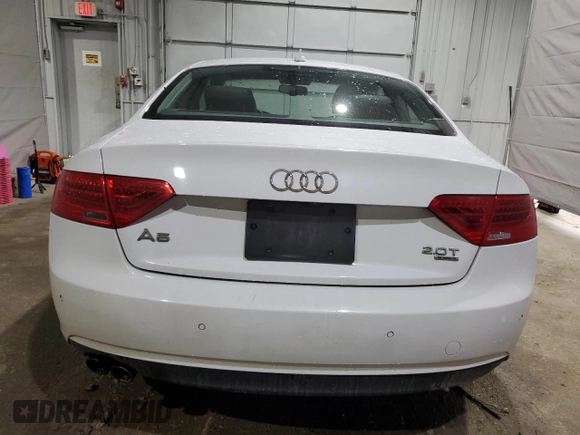 2014 Audi A5 Premium Plus z VIN WAULFAFRXEA004871, wystawiony jako Copart lot #54770755 z przebiegiem 111 836 mil mil oraz Szkoda całkowita • Salvage title. Historia ofert i sprzedaży dostępna na DreamBid. Obrazek 6.