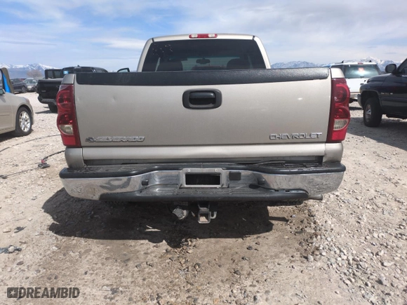 2003 Chevrolet Silverado 1500 LT with VIN 2GCEC19T531357456, listed as a Copart auction lot 52167555 with 185,051 mi miles and Salvage Title. Bid and sale history available at carsss.com. Image 6.