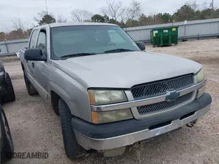 2004 Chevrolet Silverado 1500 Crew Cab LS with VIN 2GCEC13TX41417631, listed as a IAAI auction lot 41289987 with 1 mi miles. Bid and sale history available at carsss.com. Image 1.