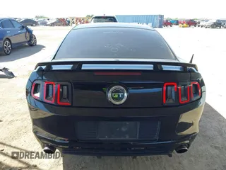 2014 Ford Mustang GT with VIN 1ZVBP8CF6E5309367, listed as a IAAI auction lot 42013913 with 147,786 mi miles and . Bid and sale history available at DreamBid. Image 16.