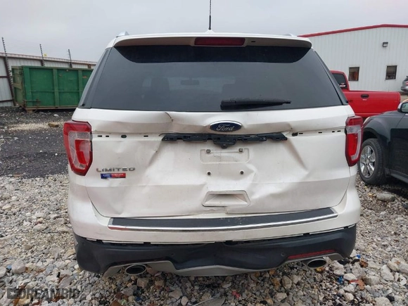 2018 Ford Explorer Limited with VIN 1FM5K7F82JGC69918, listed as a IAAI auction lot 41427239 with 128,784 mi miles. Bid and sale history available at carsss.com. Image 6.