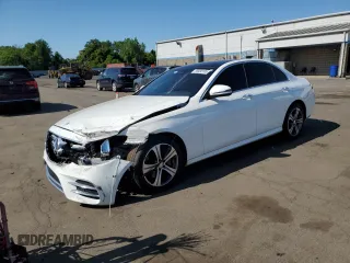 2017 Mercedes-Benz E 300 Luxury with VIN WDDZF4KB6HA147317, listed as a Copart auction lot 58930185 with 95,942 mi miles and Salvage title. Bid and sale history available at DreamBid. Image 1.