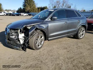 2018 Audi Q3 Premium Plus with VIN WA1JCCFS0JR004062, listed as a Copart auction lot 48510765 with 44,158 mi miles and Salvage Title. Bid and sale history available at carsss.com. Image 1.