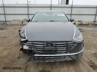 2022 Hyundai Sonata SE with VIN 5NPEG4JA9NH146083, listed as a Copart auction lot 43345115 with 34,361 mi miles and Salvage Title. Bid and sale history available at carsss.com. Image 5.