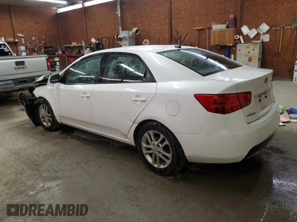2012 Kia Forte EX with VIN KNAFU4A28C5604924, listed as a Copart auction lot 47375905 with 132,484 mi miles and Salvage Title. Bid and sale history available at carsss.com. Image 2.