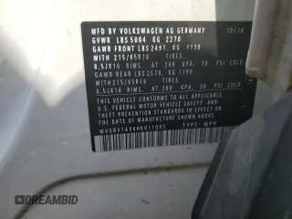 2017 Volkswagen Tiguan S z VIN WVGBV7AX6HK011093, wystawiony jako Copart lot #61912514 z przebiegiem Nie podano mil oraz Szkoda całkowita • Salvage title. Historia ofert i sprzedaży dostępna na DreamBid. Obrazek 13.