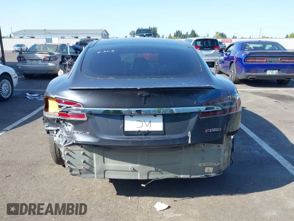 2017 Tesla Model S 100D with VIN 5YJSA1E49HF189008, listed as a IAAI auction lot 42051518 with 49,145 mi miles and . Bid and sale history available at DreamBid. Image 17.